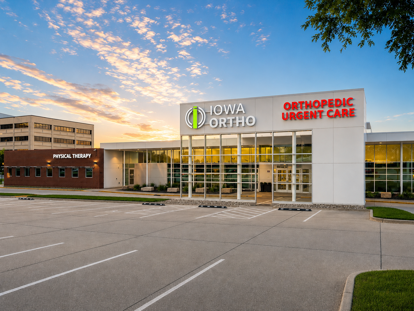 Exterior photo of Iowa Ortho's downtown Des Moines, IA clinic